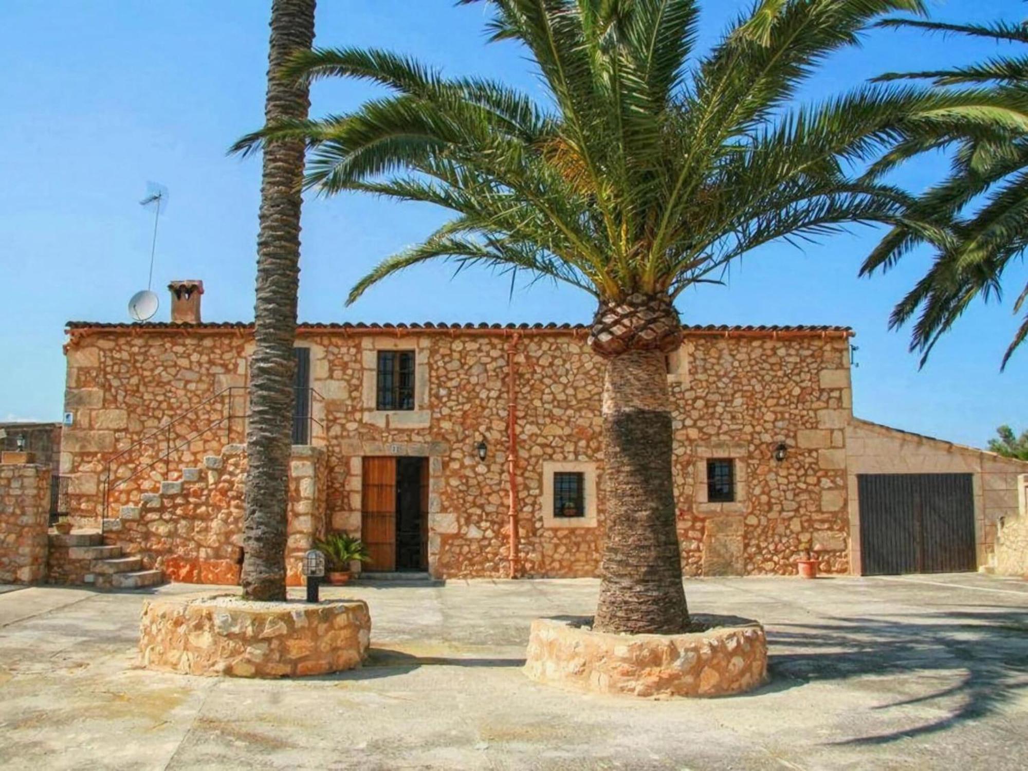 Belvilla By Oyo Albadallet Hébergement de vacances *